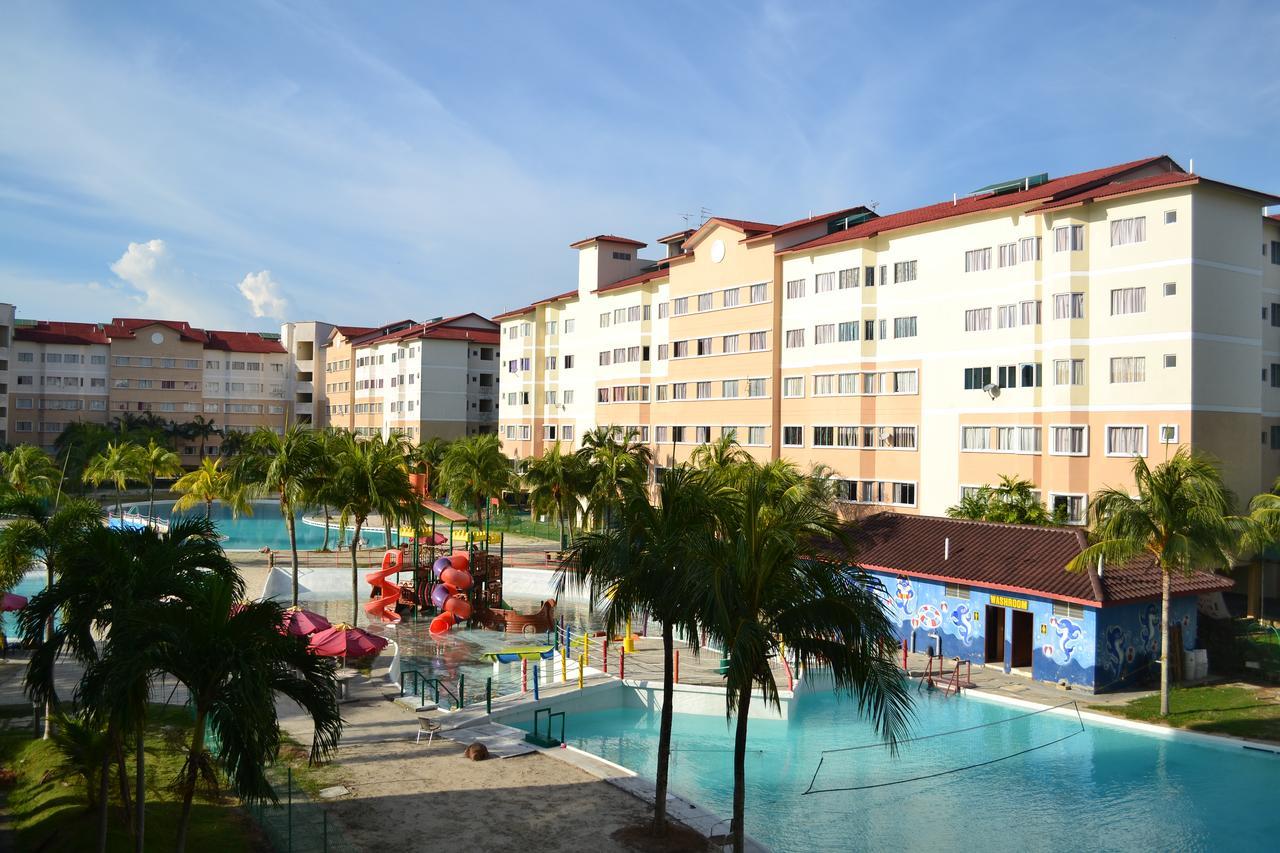 Koptiara Apartment & Studio Suites- Pd Tiara Bay Apartment Port Dickson Dış mekan fotoğraf